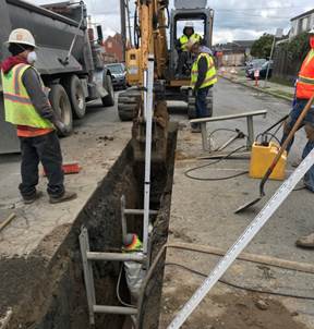Forde installing sewer on Barrett Ave and 41st Street